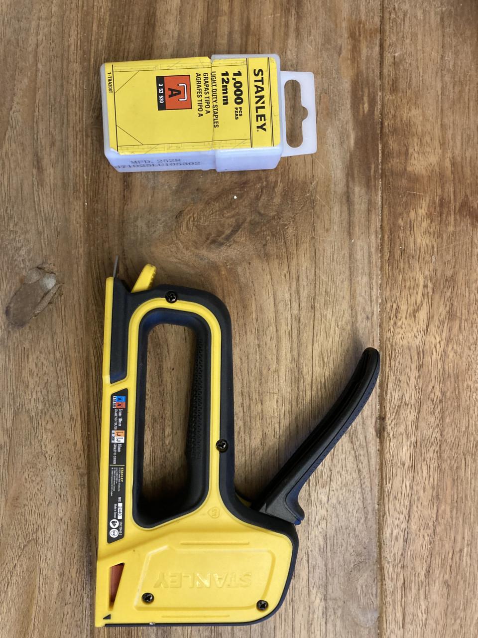 Nietmachine; 1x gebruikt!