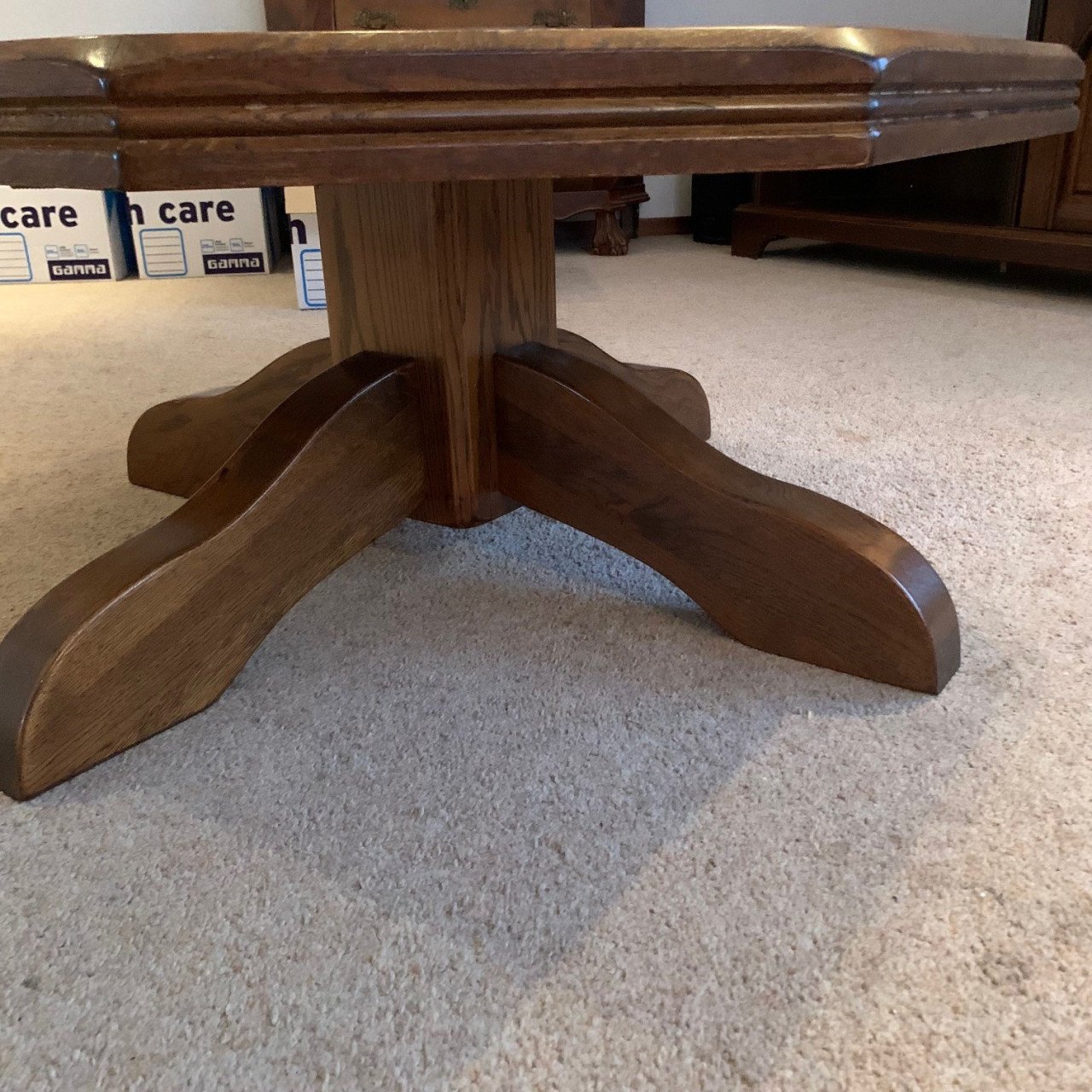 Salontafel met hout en inlegtegels