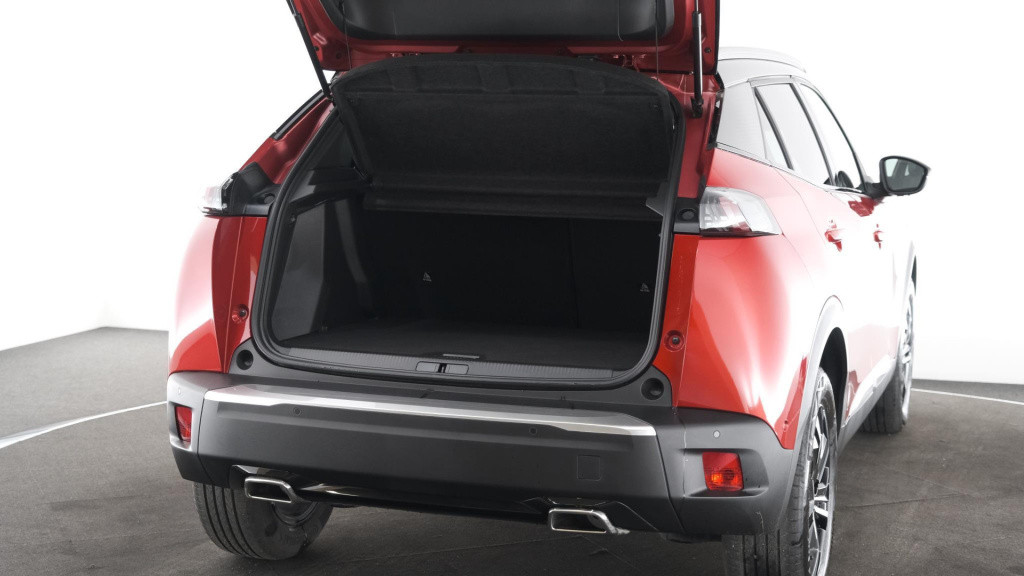Peugeot 2008 puretech 130 gt | camera | dodehoekdetectie | navigatie | park