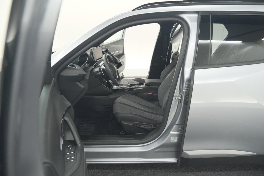Peugeot 2008 hybrid 136 e-dcs6 allure | 360 camera | adaptieve cruise contr