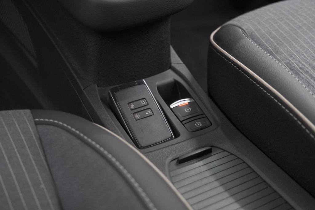 Renault Clio 1.6 e-tech full hybrid 145 techno | 360 camera | adaptieve cru