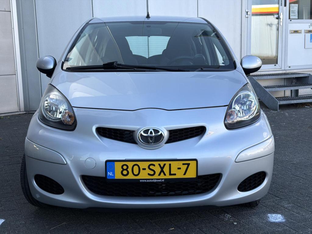 Toyota Aygo 1.0-12v comfort navigator