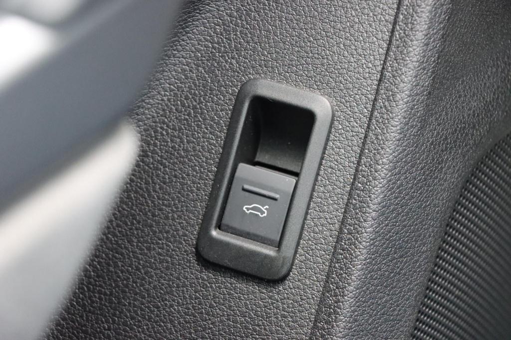 Audi Q3 35 tfsi s-line edition 150pk s-tronic