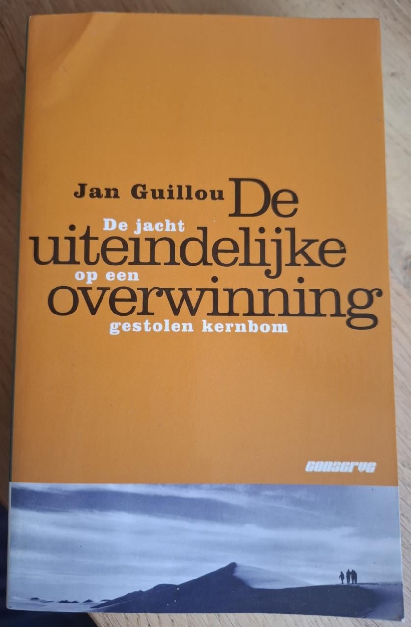 Drie spionageromans van Jan Guillou, z.g.a.n.