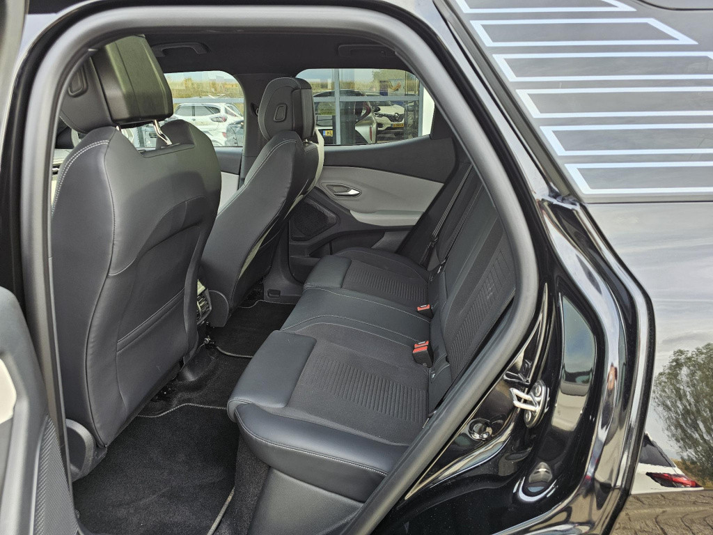 Ford Explorer extended range rwd 77 kwh
