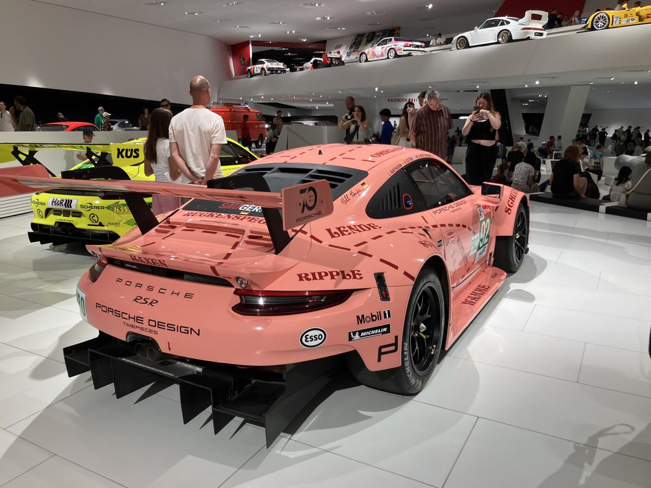 Porsche magazines opruiming !