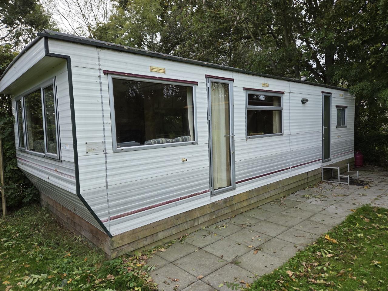 TE KOOP 3 STACARAVANS