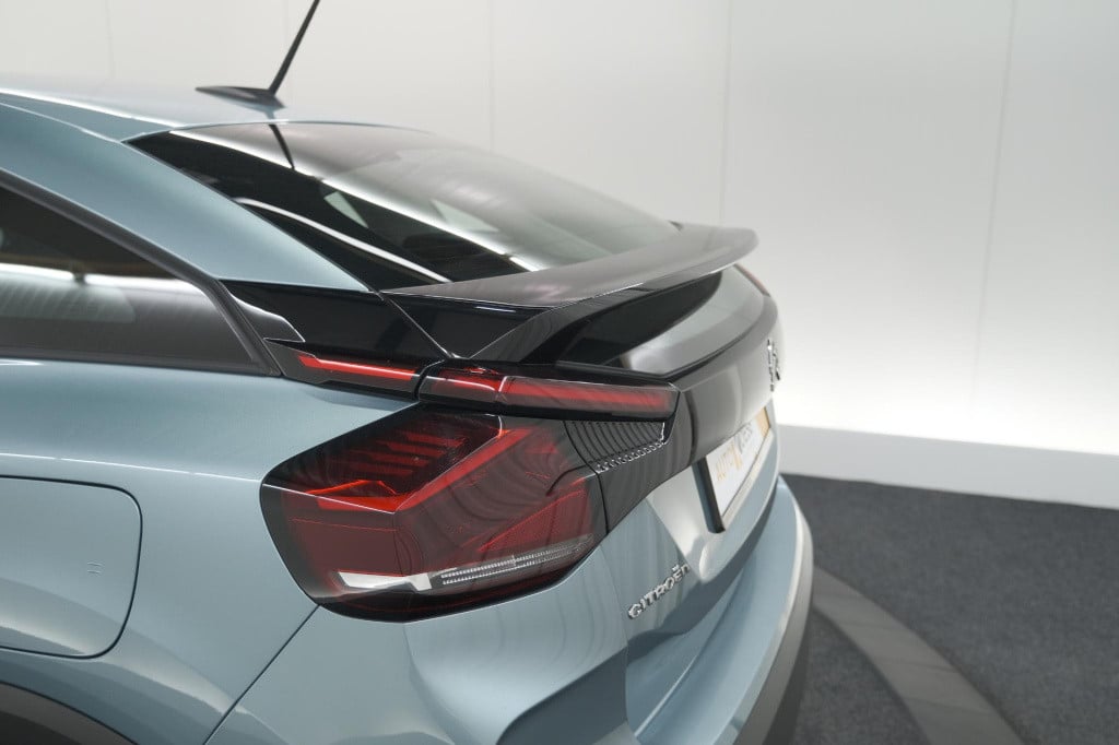 Citroen C4 puretech 130 plus | camera | apple carplay | parkeersensoren