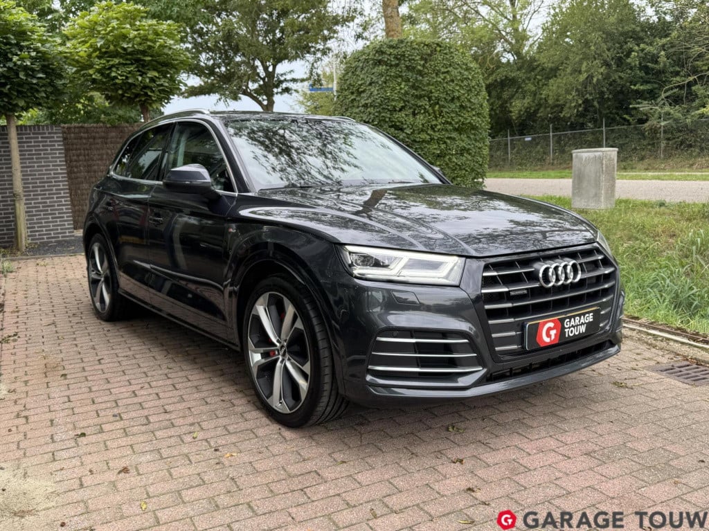 Audi Q5 55 tfsie quattro competition *hud, trekhaak, luchtv*