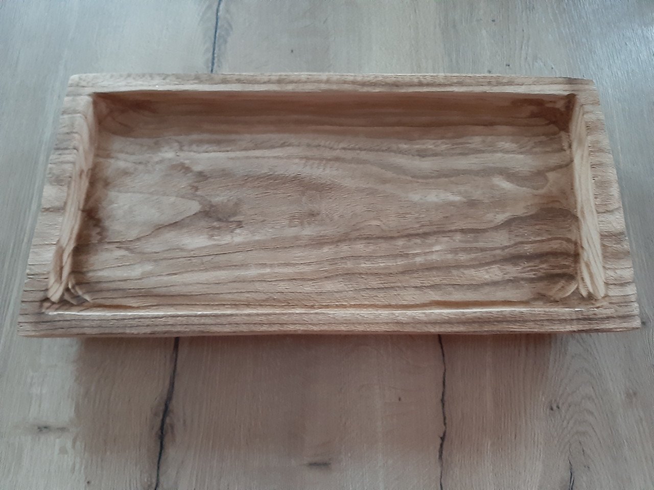 Houten blad of schaal