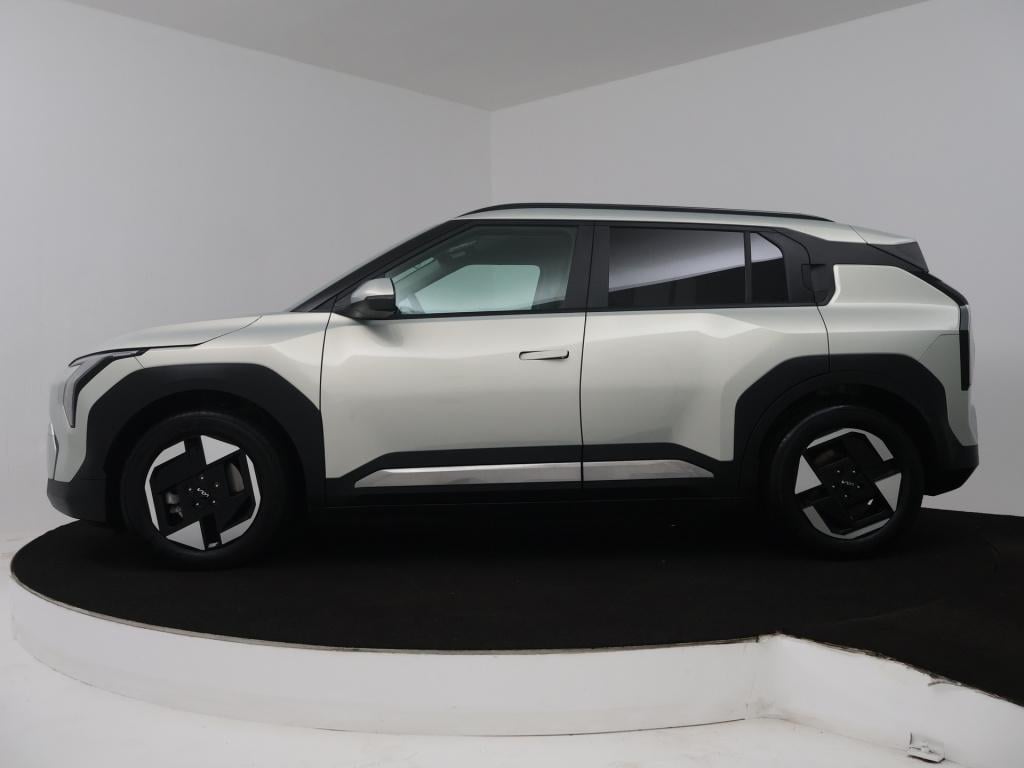 Kia Ev3 plus 81.4 kwh | trekhaak afneembaar | parkeercamera | stoel- en stu