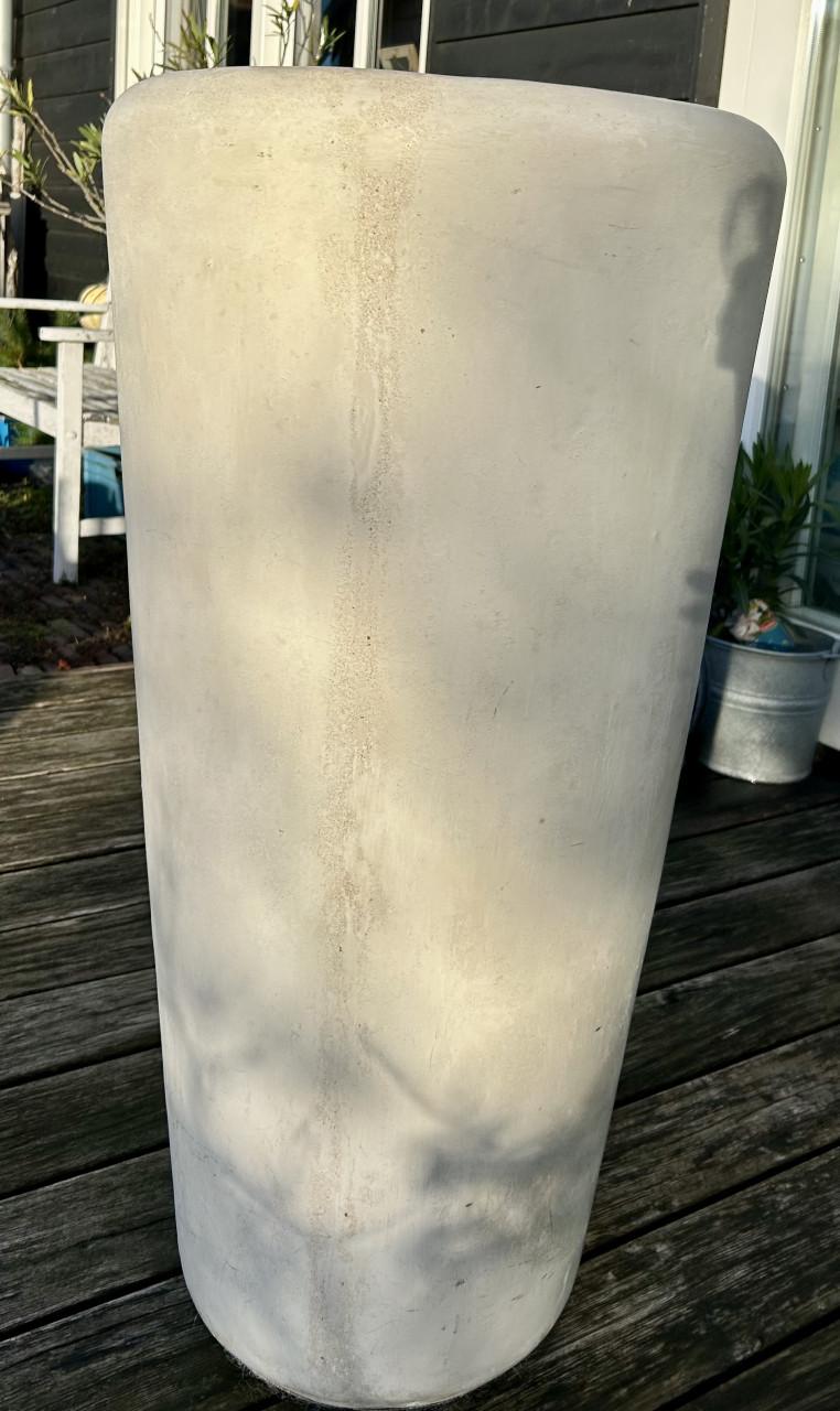 Hoge bloempot voor binnen (en buiten)