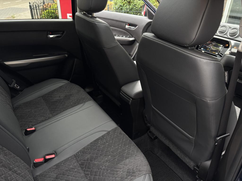 Suzuki Vitara automaat 1.5 hybrid style rhino edition | panoramadak