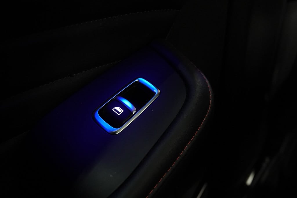 MG Ehs 1.5 tgdi luxury | pano | carplay | acc |