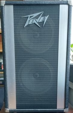 Peavey 210 Column 16 Ohm PA Speakers (Pair) + XR 400B Mixer+Kabels