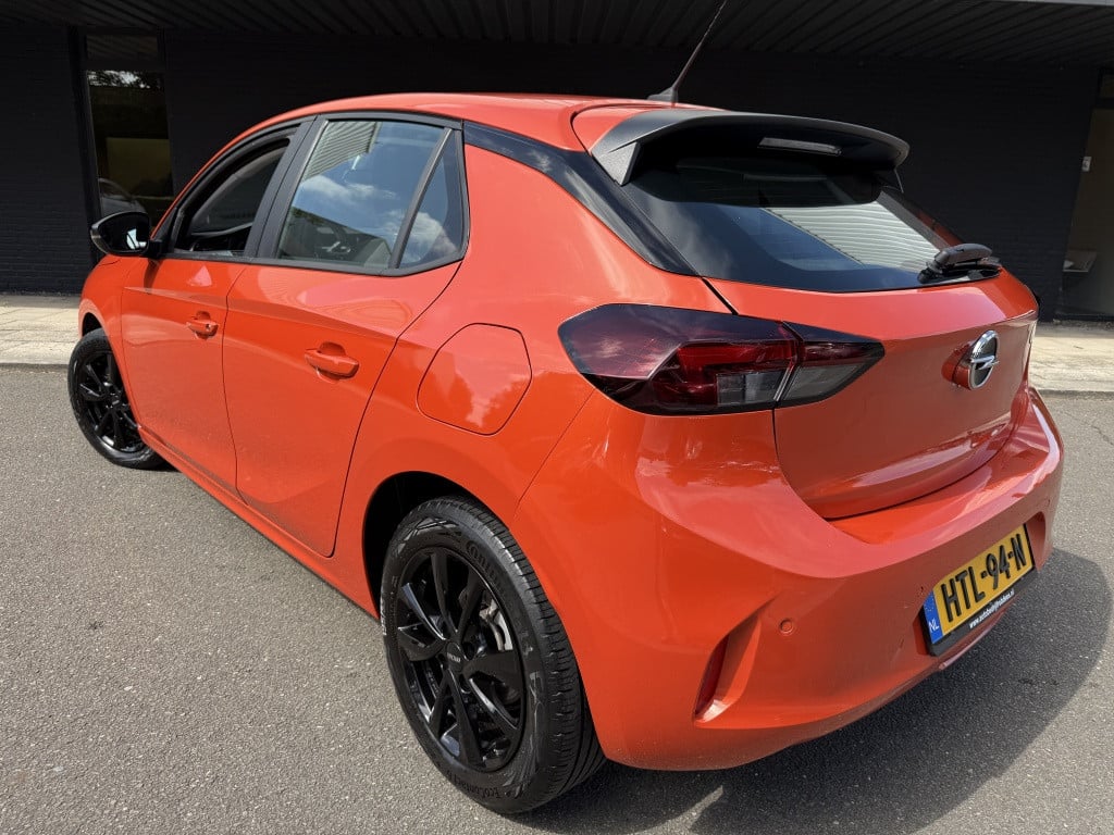 Opel Corsa 1.2 turbo edition // 100pk // led koplampen //