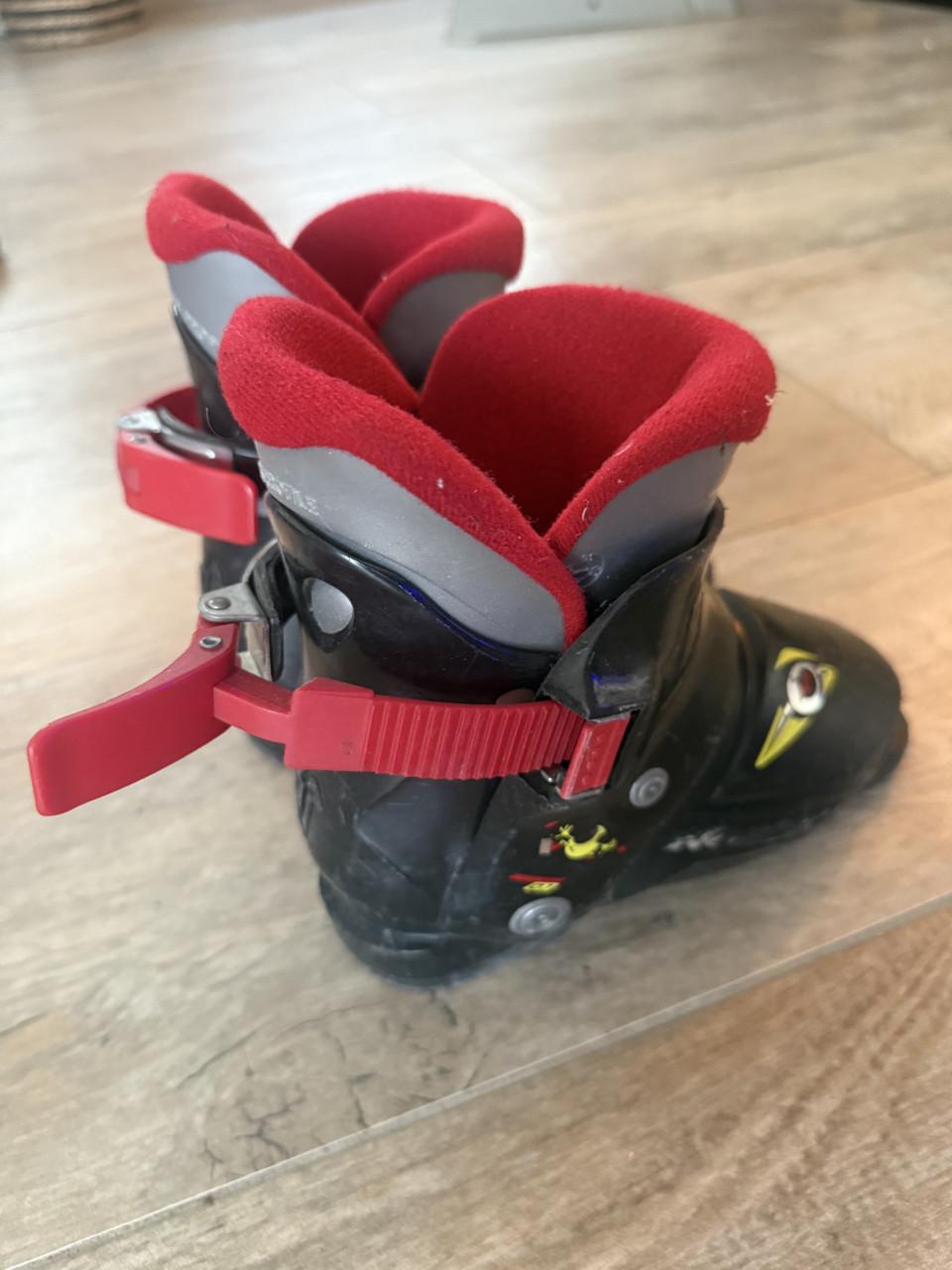 Kinder skischoenen maat 18 nordica