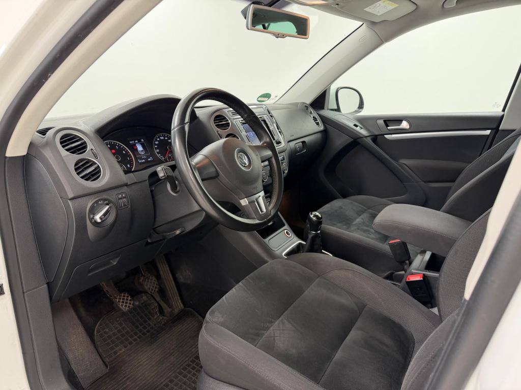 Volkswagen Tiguan 1.4 tsi sport&style | navi | stoelverwarming | clima stoe