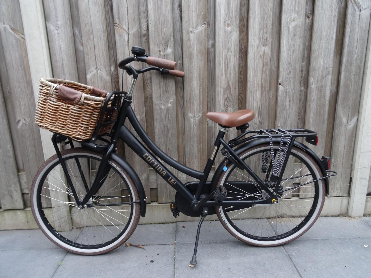 🚲 Cortina U4 Transportfiets – 24 inch – 3 versnellingen – nieuw model 🖤