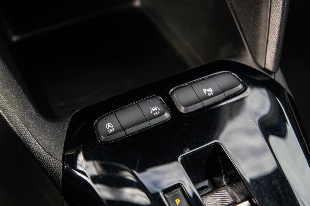 Opel Corsa 1.2 turbo gs black line / apple carplay / automaat / 360 camera 