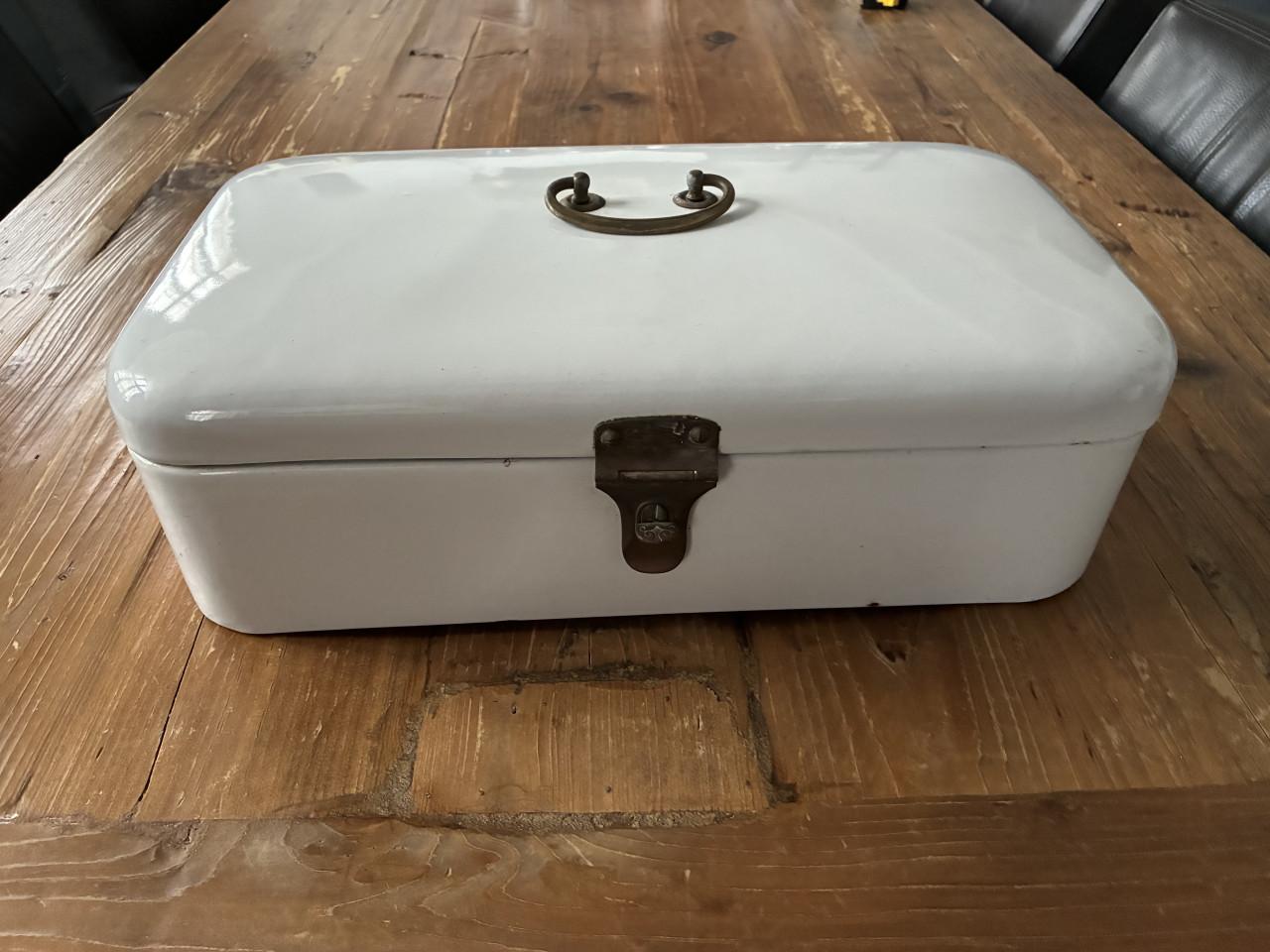 Antieke Emaille broodtrommel wit