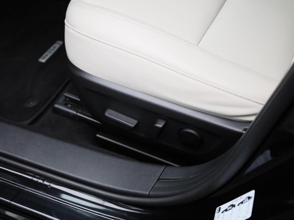 Mazda 3 2.0 e-skyactiv-x m hybrid 180 luxury | automaat | bose | stoel/stuu