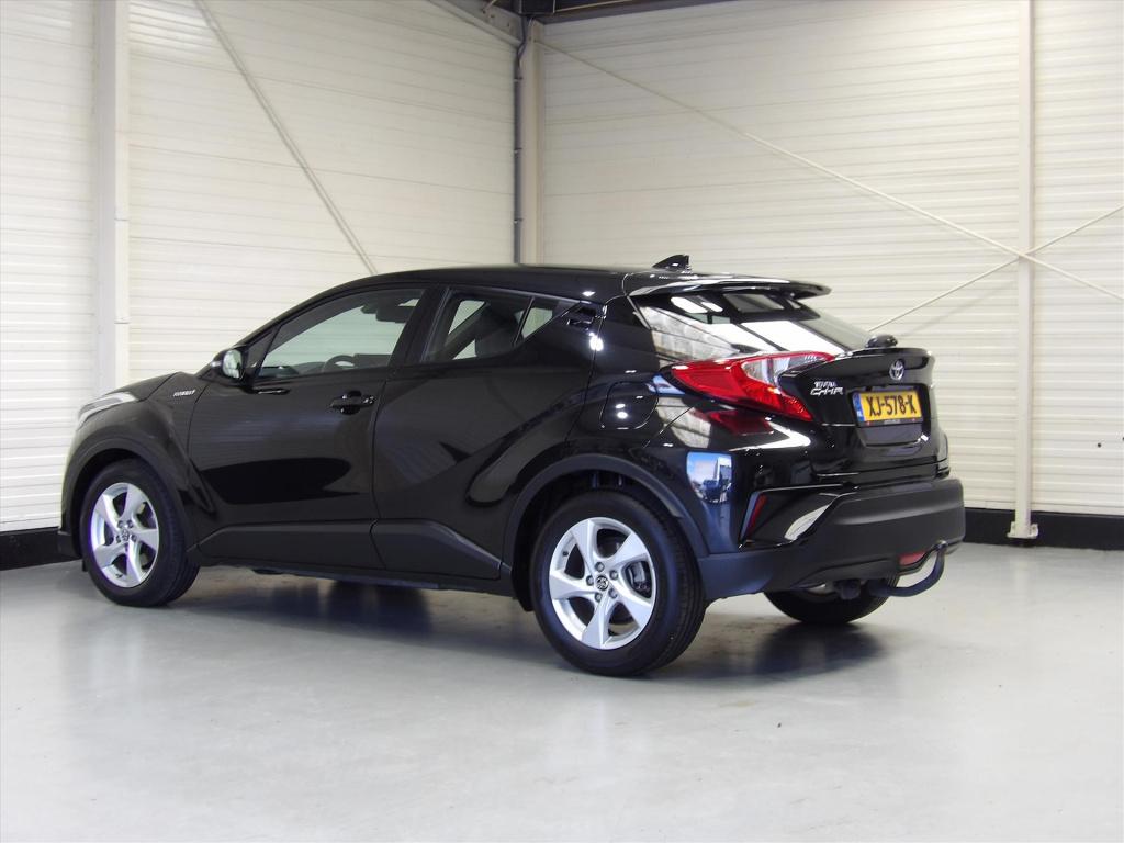 Toyota C-hr 1.8 hybrid 122pk cvt dynamic