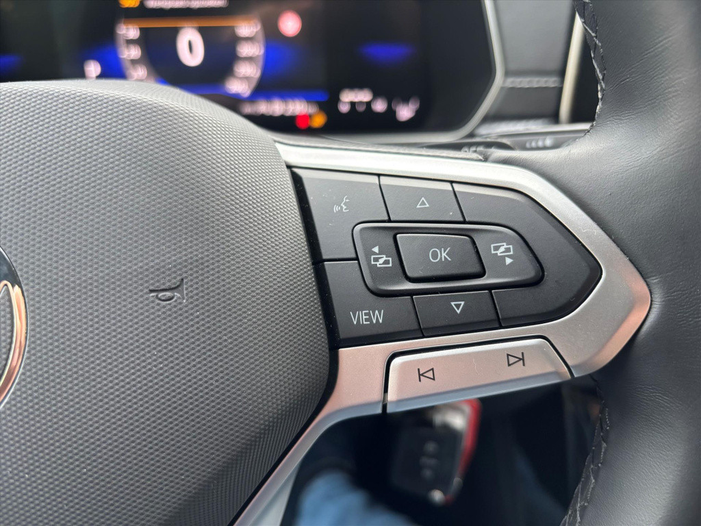Volkswagen T-cross 1.5 tsi 150pk dsg-7 r-line| trekhaak| camera|navi| uniek