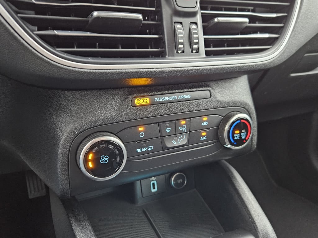 Ford Focus wagon 1.0 ecoboost trend edition business | pdc | cruisec.