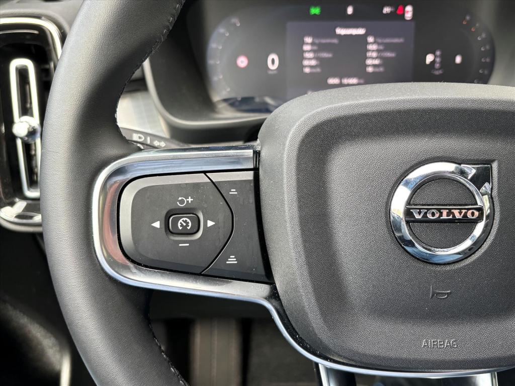 Volvo XC40 2.0 b4 core business| harman kardon| camera|blis| 1e eigenaar| r