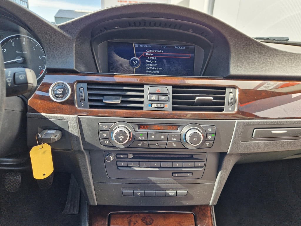 BMW 3-serie touring 320i business line style