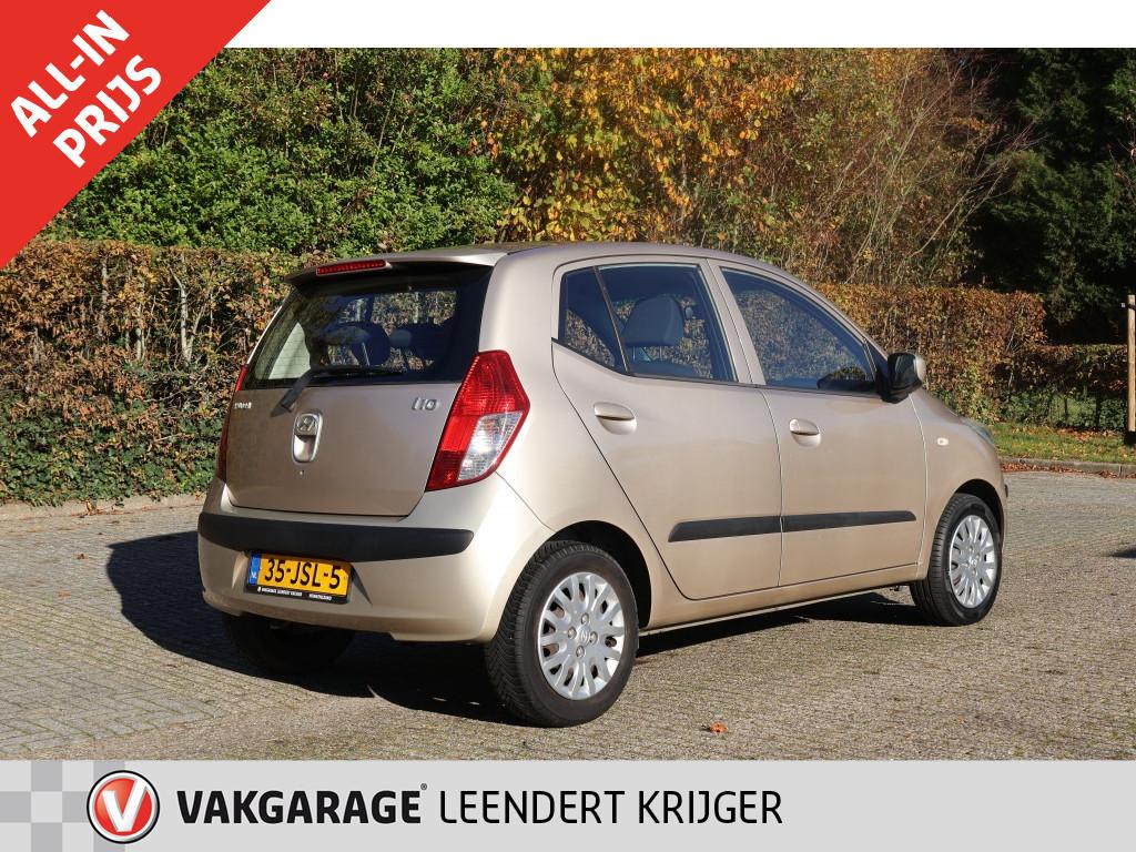 Hyundai I 10 1.1 dynamic automaat/1 jaar apk