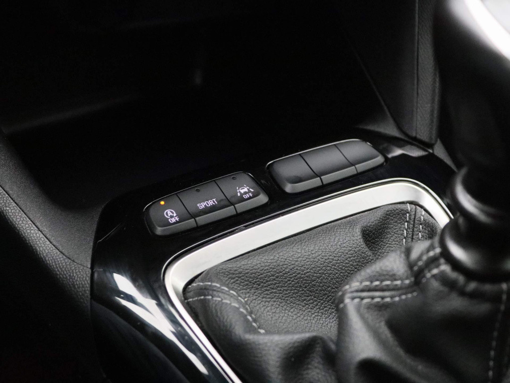 Opel Corsa 1.2 level 4 | navigatie | apple carplay / android auto | airco |