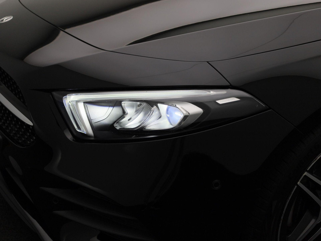 Mercedes-Benz A-Klasse 180 business solution amg | automaat | lmv | sfeer v