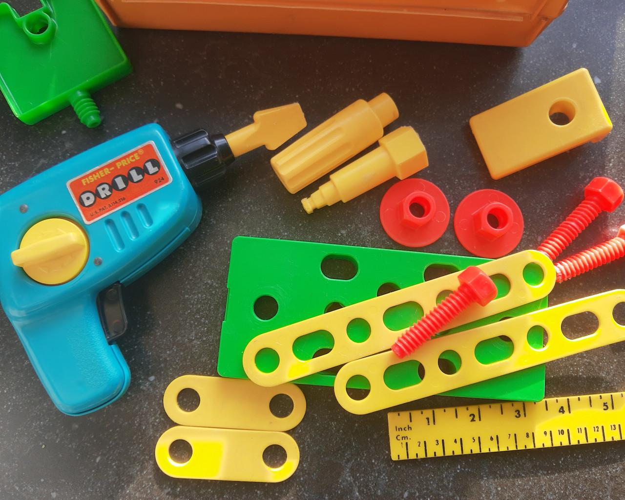 Retro Fisher Price boormachine