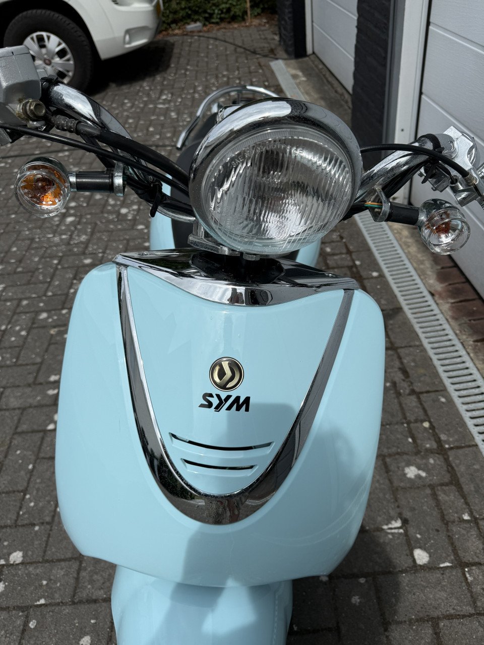 Sym Allo snorscooters twee stuks (prijs per stuk)