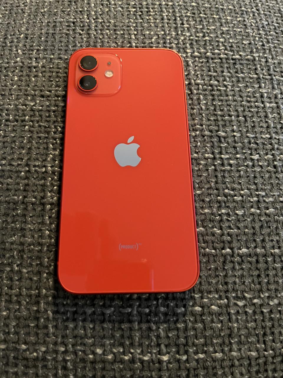 IPhone 12 Rood