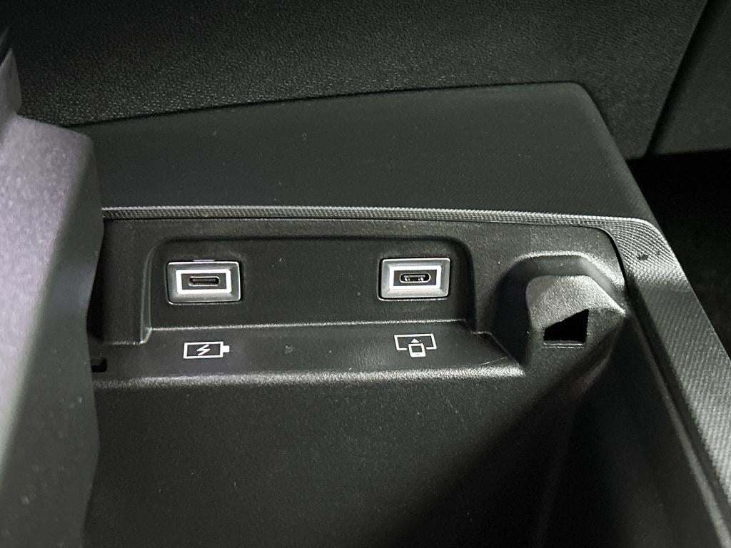 Peugeot 3008 hybrid 145pk automaat gt | rijklaar | elektrische kofferklep |