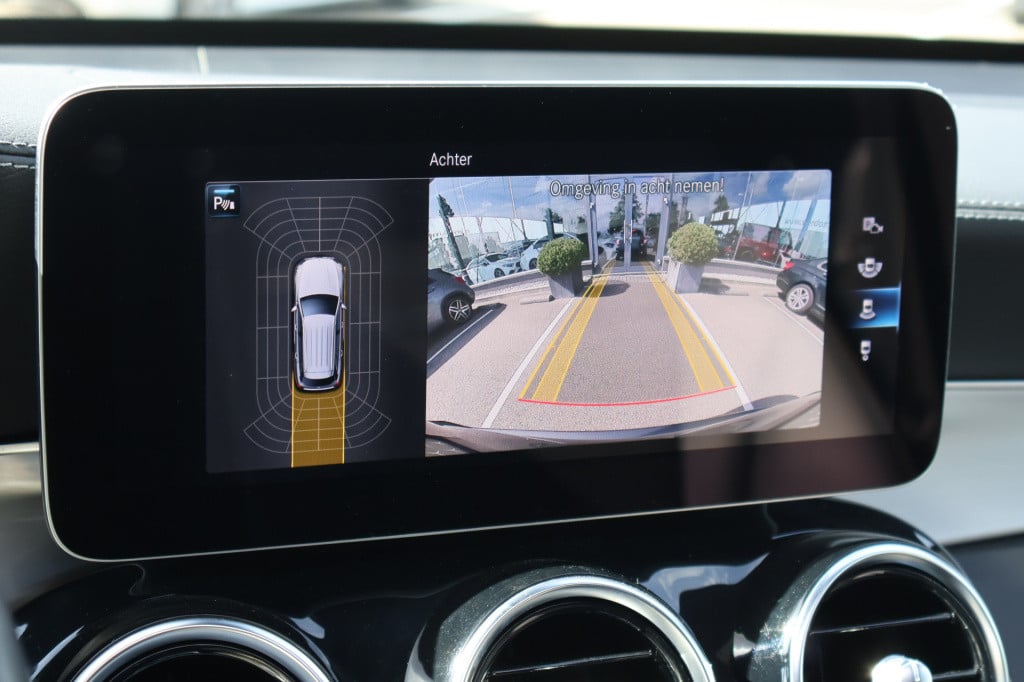Mercedes-Benz Glc 300e 4matic business solution luxury l mbux l panoramadak