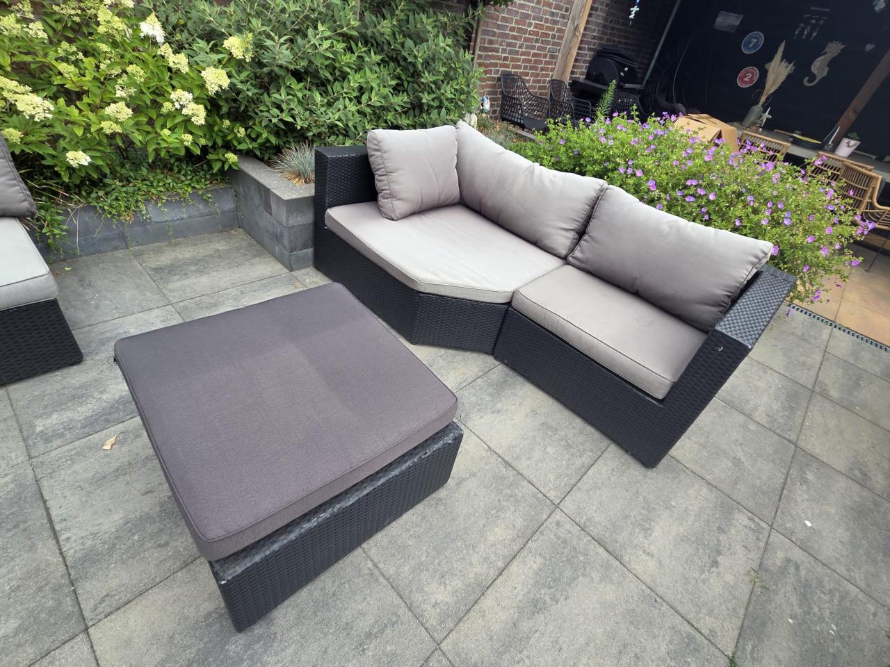 Lounge set, gebruikt maar in goede staat. antraciet grijs.