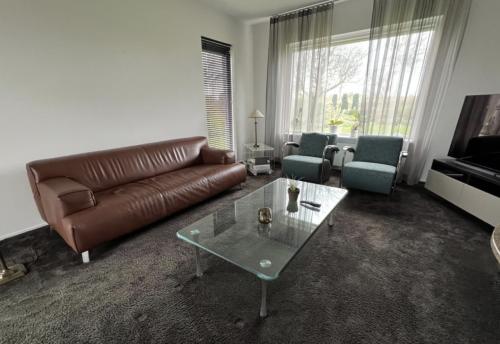 Glazen Salon tafel