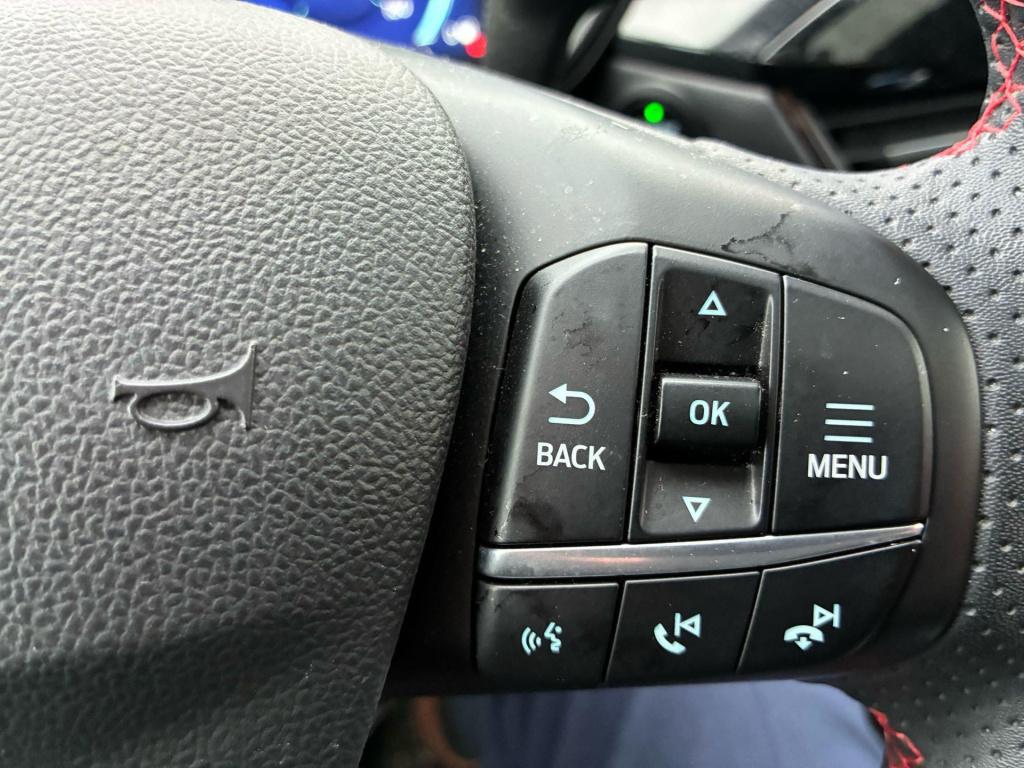 Ford Kuga 2.5 phev st-line x panoramadak - trekhaak - winter pack - adapt. 