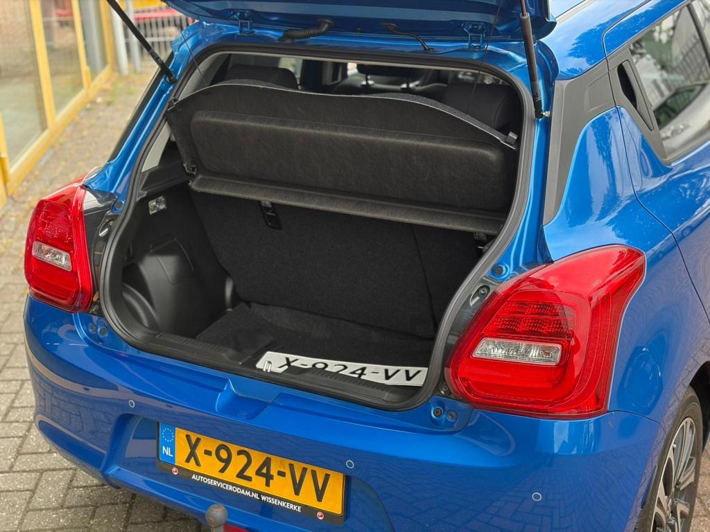 Suzuki Swift 1.2 style smart hybr