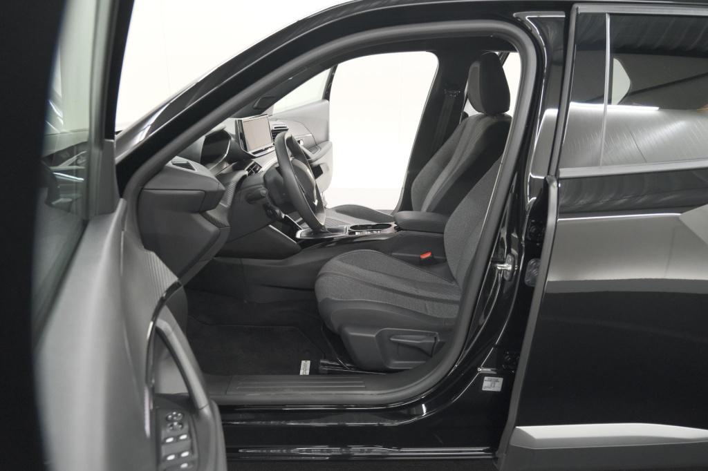 Peugeot 2008 puretech 100 allure | apple carplay | parkeersensoren | climat