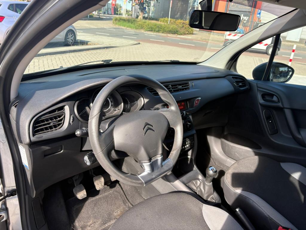 Citroen C3 1.0 vti attraction