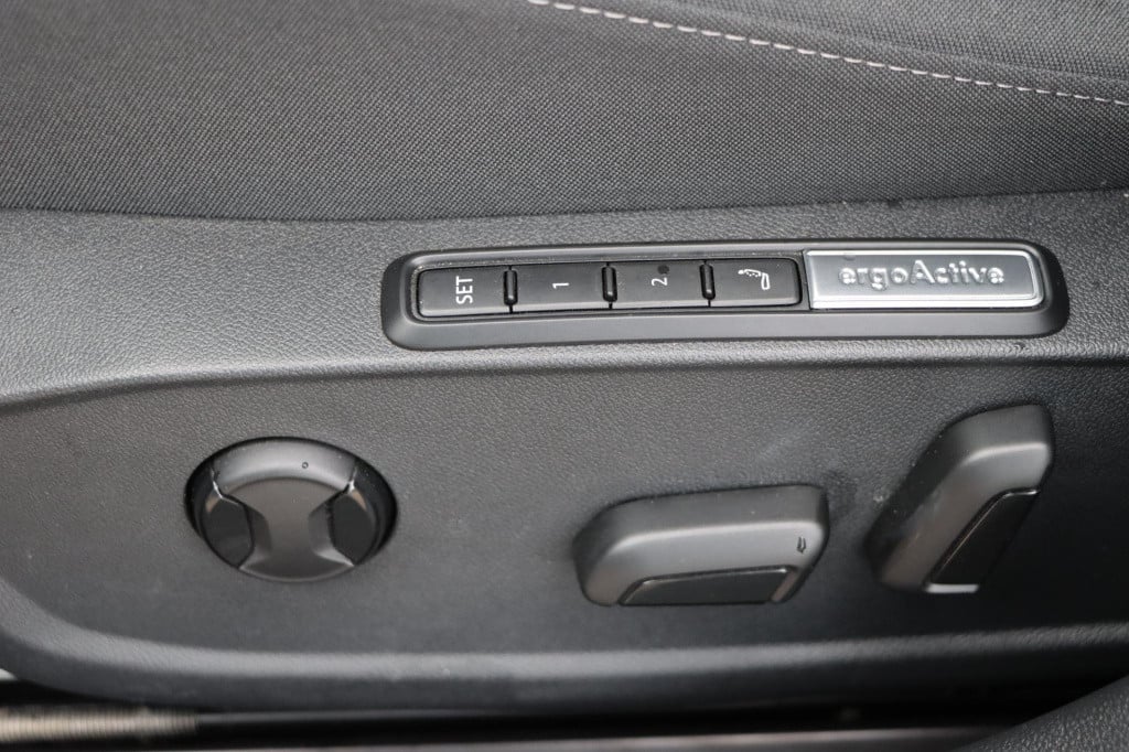 Volkswagen Golf variant 1.5 etsi life business 130pk dsg7
