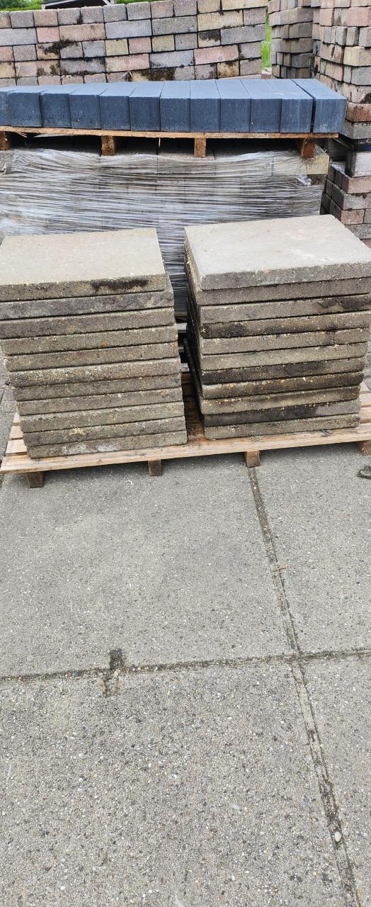 Betontegels. 50  x  50  x  5