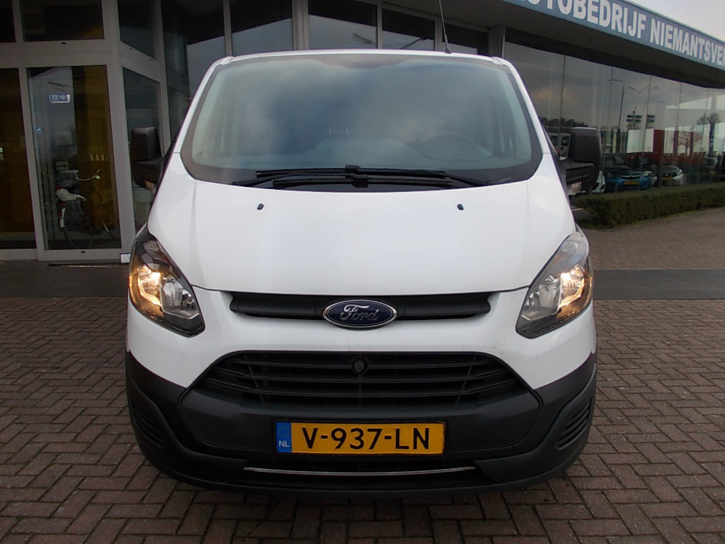 Ford Transit Custom 2.0 tdci airco, schuifdeur, 3-zits, trekhaak