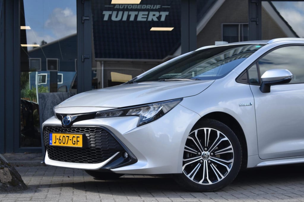 Toyota Corolla Touring Sports 1.8 hybrid sport plus | camera | afn. trekhaa