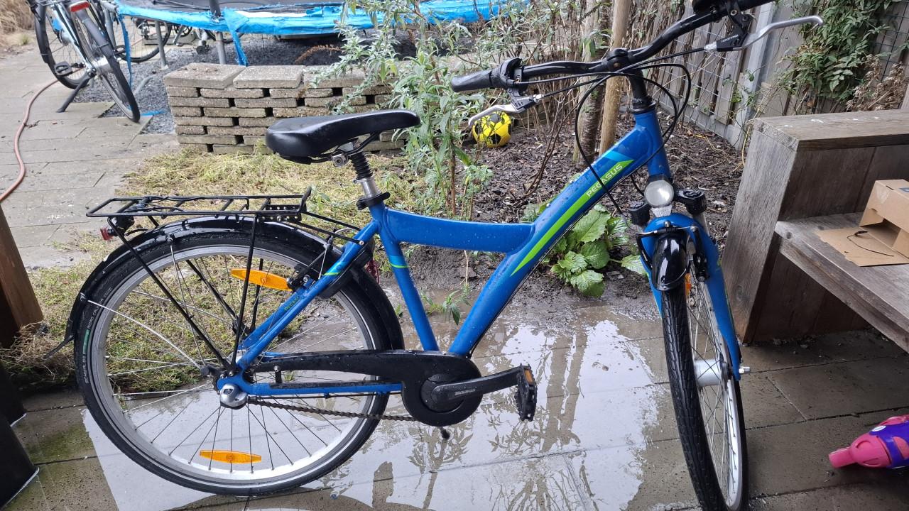 Pegasus kinderfiets ongeveer 26 inch, maat 44